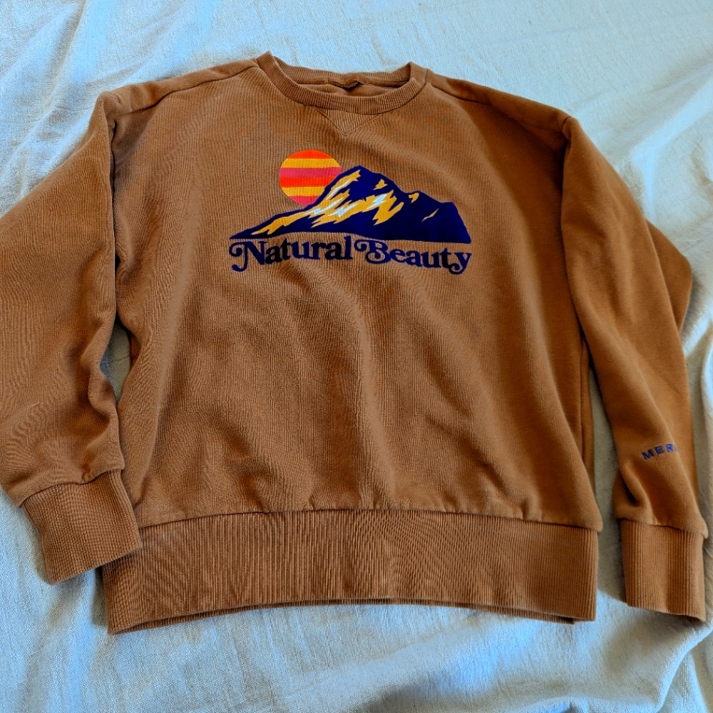 ⭐ Merrell Orange Sweater